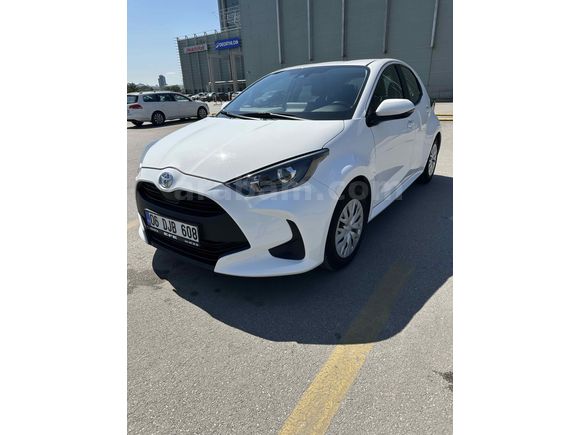 Toyota Yaris 1.5 Dream X-Pack Multidrive S 2022 Model 