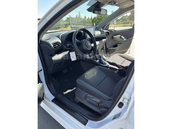 Toyota Yaris 1.5 Dream X-Pack Multidrive S 2022 Model 