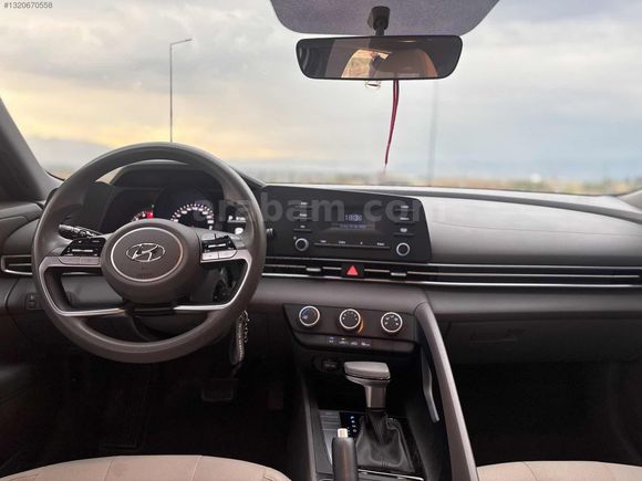 ELANTRA HATASIZ 1 PARÇA BOYALI 61*** KM