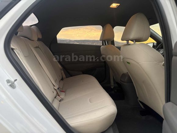 ELANTRA HATASIZ 1 PARÇA BOYALI 61*** KM