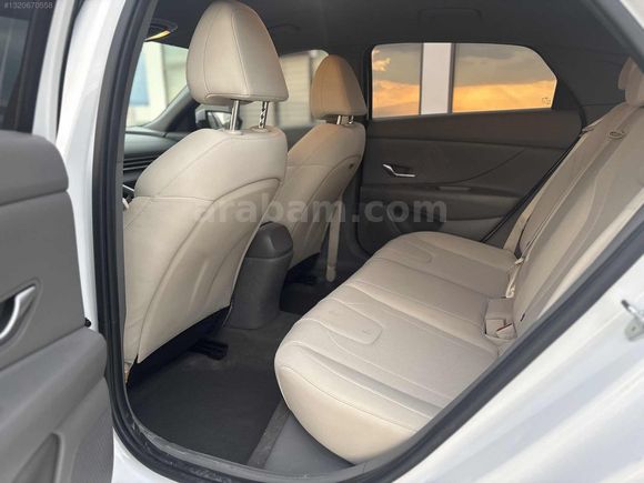 ELANTRA HATASIZ 1 PARÇA BOYALI 61*** KM