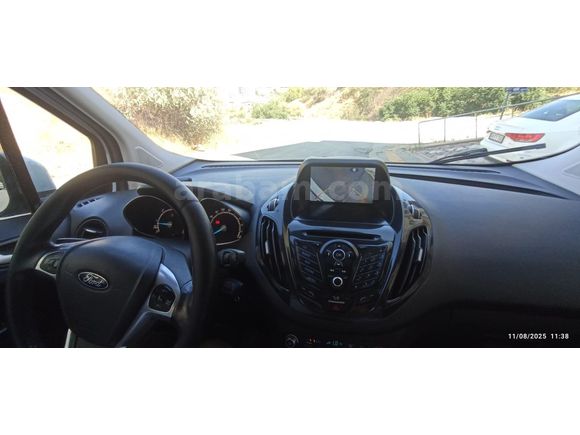 Sahibinden Ford Tourneo Courier 1.6 TDCi Titanium Plus 2017 Model