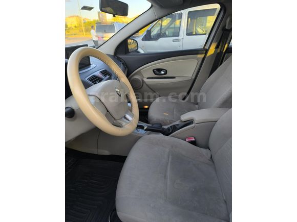 Sahibinden Renault Fluence 1.6 Expression 2010 Model