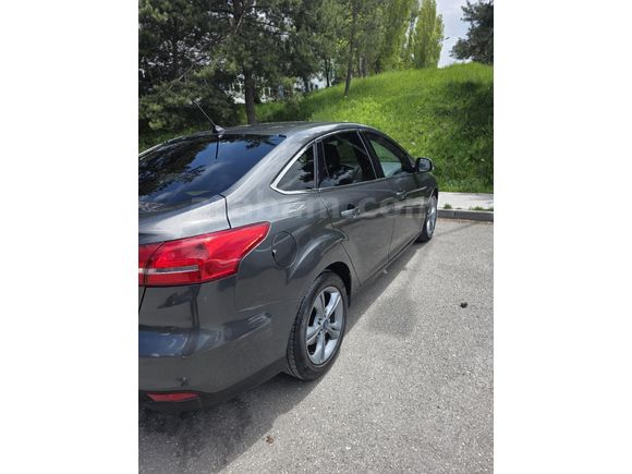 Sahibinden Ford Focus 1.6 Ti-VCT Style 2017 Model