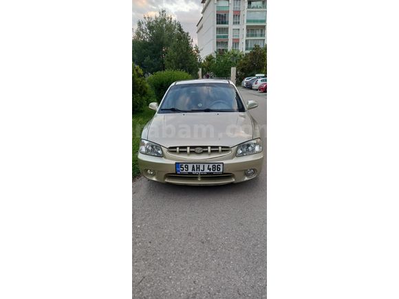 Sahibinden Aile aracı 1.5 klimalı Otomatik 3 Kapi