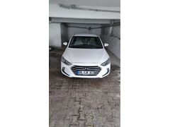 Sahibinden Hyundai Elantra 1.6 D-CVVT Style 2017 Model  128.000 km Beyaz