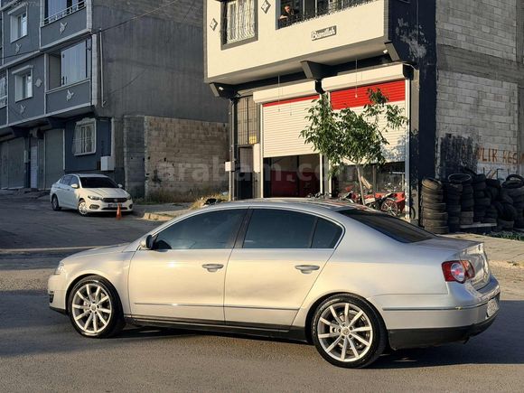 TEMİZ BAKIMLI 2006 PASSAT 1.6FSİ DSG