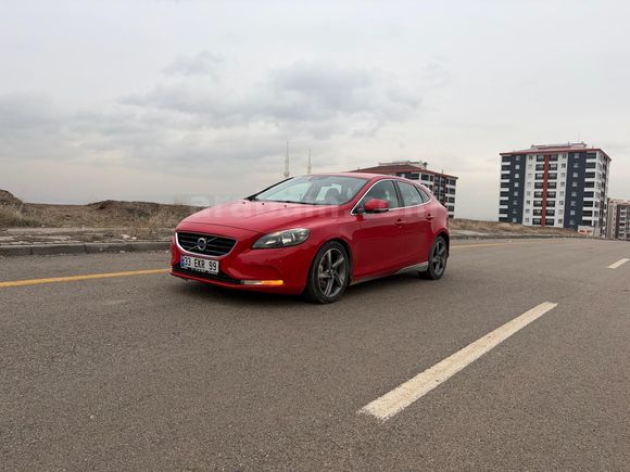 Sahibinden Volvo V40 1.6 D Premium 2014 Model