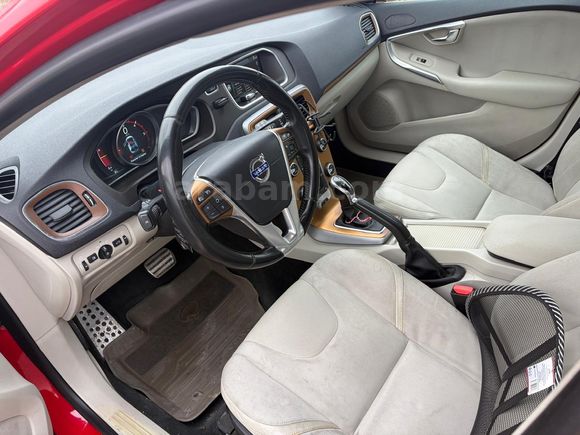 Sahibinden Volvo V40 1.6 D Premium 2014 Model