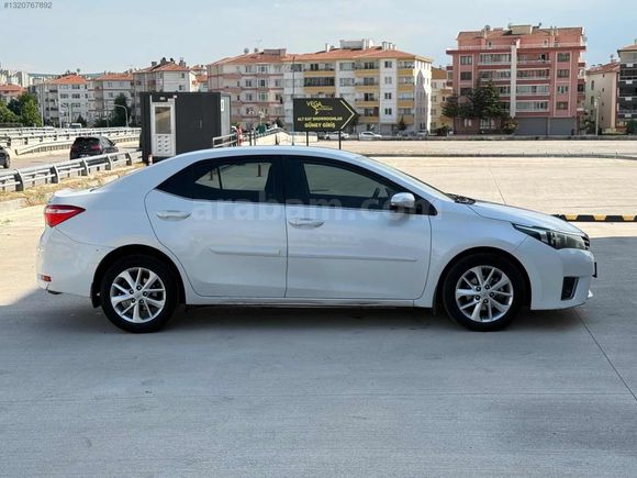 S&F'den İlk Sahibinden Toyota Corolla