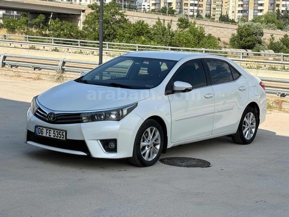 S&F'den İlk Sahibinden Toyota Corolla