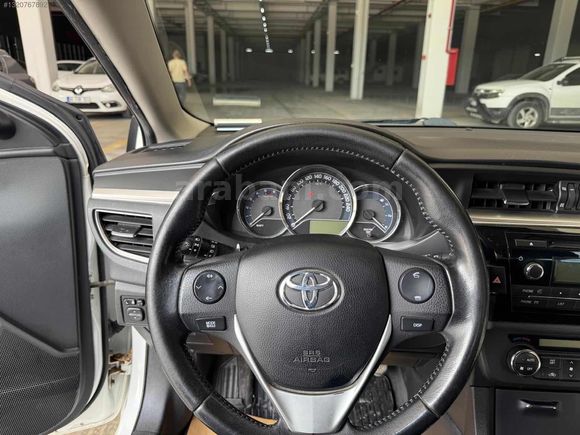S&F'den İlk Sahibinden Toyota Corolla