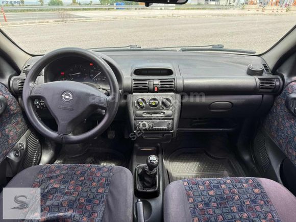 1999 // OPEL // CORSA // 1.4 GLS // DEĞİŞENSİZ //