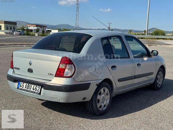 2005 // RENAULT // CLİO // 2 PARÇA BOYALI //