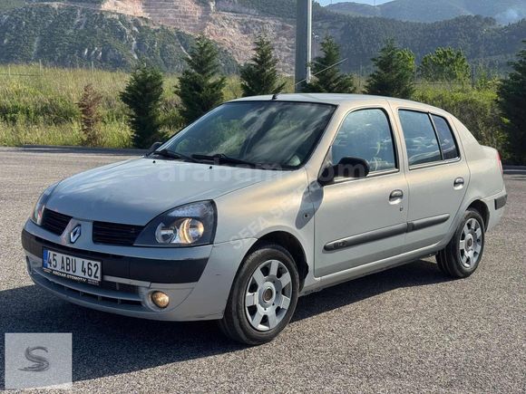2005 // RENAULT // CLİO // 2 PARÇA BOYALI //