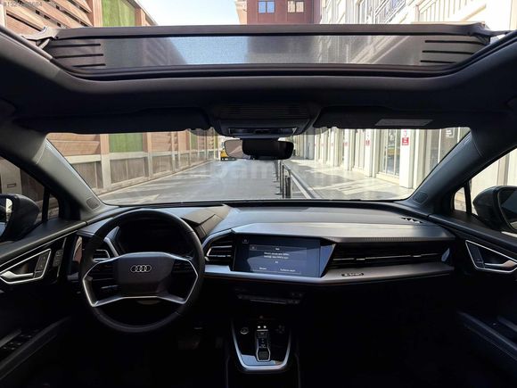 BAYİ ÇIKIŞLI- HEAD UP- SONOS- 45 e-Tron Q4 SPORTBACK