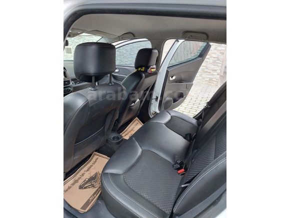 Öğretmenden değişensiz boyasız tramersiz ıcon clio