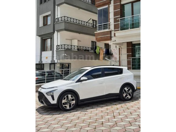 Sahibinden Hyundai Bayon 1.4 MPI Style 2022 Model  50.000 km Beyaz