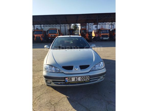 Sahibinden Renault Megane 1.6 Dynamique 2003 Model Adıyaman