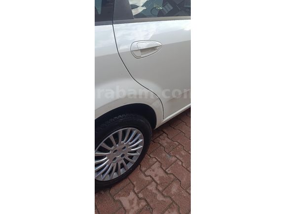 Sahibinden Fiat Linea 1.3 Multijet Active Plus 2013 Model  189.300 km Beyaz
