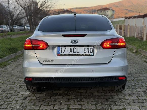 FORD FOCUS 1.6TDCİ TİTANİUM 120.ooo KM