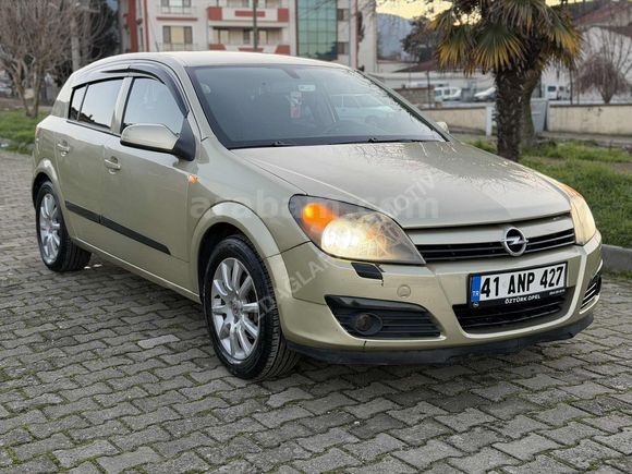 OPEL ASTRA 1.6 ENJOY MÜKEMMEL TEMİZLİKTE