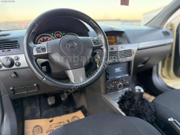 OPEL ASTRA 1.6 ENJOY MÜKEMMEL TEMİZLİKTE