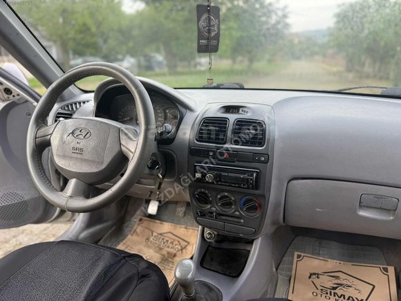HYUNDAİ ACCENT 1.3 ADMİRE KLİMALI MÜKEMMEL TEMIZLIKTE