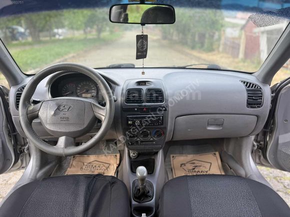 HYUNDAİ ACCENT 1.3 ADMİRE KLİMALI MÜKEMMEL TEMIZLIKTE