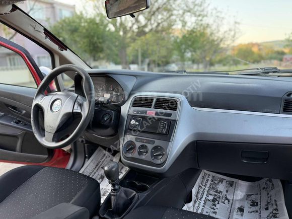 FİAT PUNTO 1.4 FİRE ACTİVE MÜKEMMEL TEMZİLİKTE