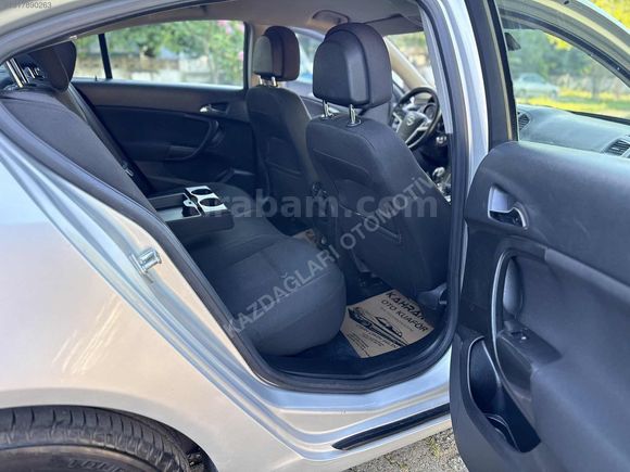 OPEL INSGİNİA 1.6 TURBO EDİTİON ELEGANCE 180HP HATASIZ