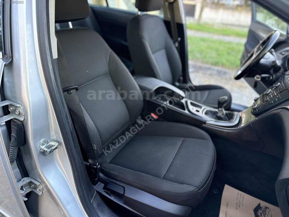 OPEL INSGİNİA 1.6 TURBO EDİTİON ELEGANCE 180HP HATASIZ