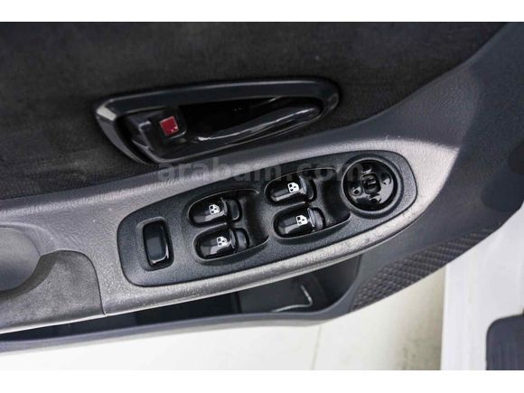 Galeriden Hyundai Accent 1.5 CRDi Admire 2003 Model Ankara