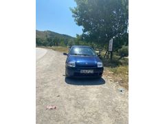Sahibinden Renault Clio 1.4 RTA 2000 Model 