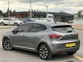 2023 MODEL CLİO TOUCH 86.000 KM