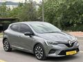 2023 MODEL CLİO TOUCH 86.000 KM
