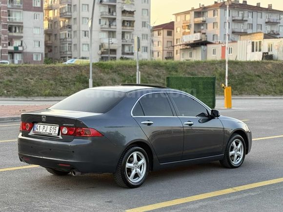 HATASIZ BOYASIZ DÜŞÜK KM SERVİS BAKIMLI ACCORD