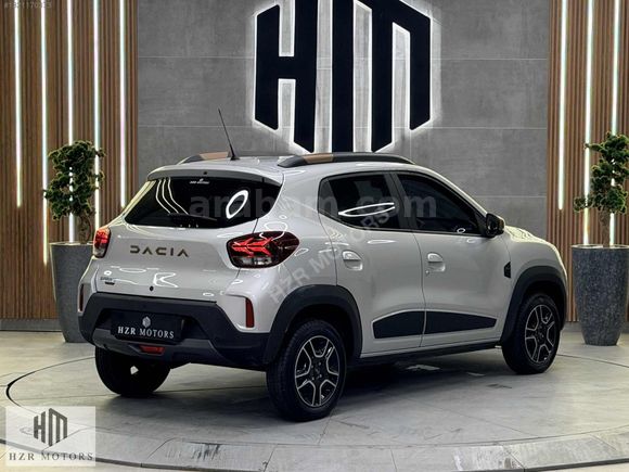 HZR MOTORS HATASIZ 2023 DACİA SPRİNG EXTREME G.GÖRÜŞ 25.000 KM