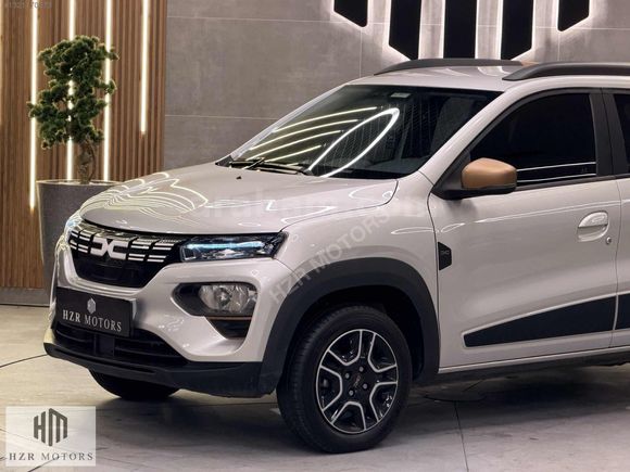 HZR MOTORS HATASIZ 2023 DACİA SPRİNG EXTREME G.GÖRÜŞ 25.000 KM