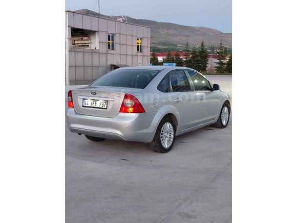Sahibinden Ford Focus 1.6 TDCi Titanium 2011 Model 