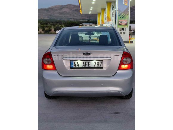 Sahibinden Ford Focus 1.6 TDCi Titanium 2011 Model 