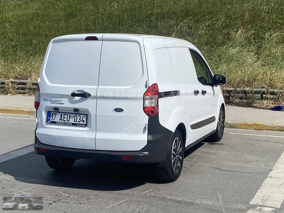 2023 MODEL TRANSİT COURİER 1.5 TDCI TREND KLİMALI 37983 KM DE