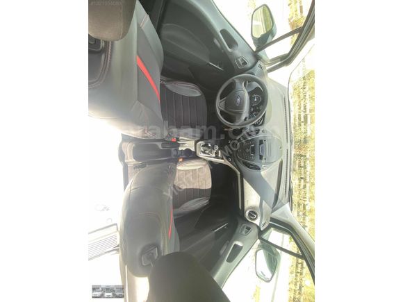 2023 MODEL TRANSİT COURİER 1.5 TDCI TREND KLİMALI 37983 KM DE