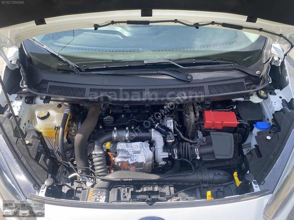 2023 MODEL TRANSİT COURİER 1.5 TDCI TREND KLİMALI 37983 KM DE