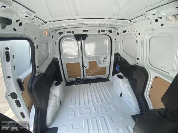 2023 MODEL TRANSİT COURİER 1.5 TDCI TREND KLİMALI 37983 KM DE