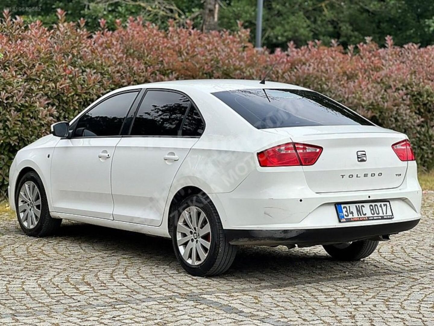 Galeriden Seat Toledo 1.6 TDI Style 2015 Model İstanbul 222.000 km Beyaz 4
