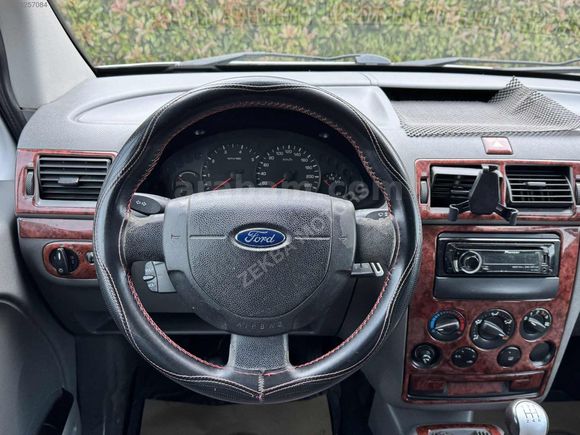 2006 MODEL 90 LIK TEMİZ FORD CONNET