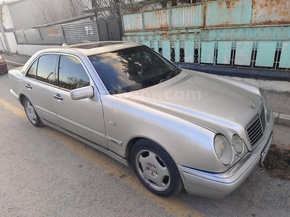 Sahibinden Mercedes - Benz 220 E 1996 Model