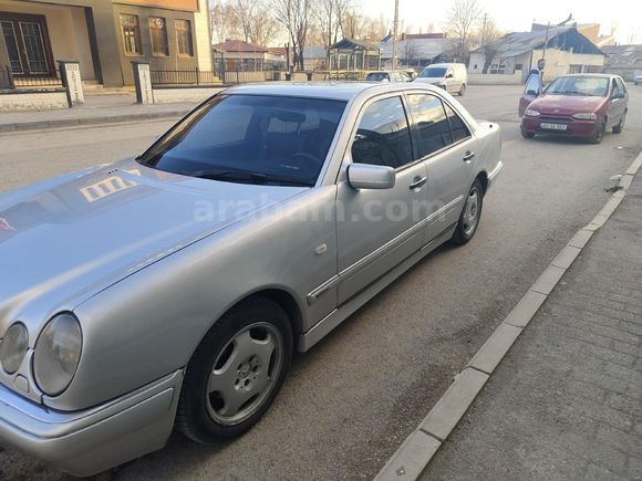 Sahibinden Mercedes - Benz 220 E 1996 Model