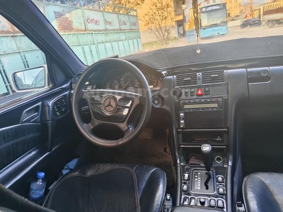 Sahibinden Mercedes - Benz 220 E 1996 Model